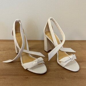NEW Alexandre Birman Clarita Block Heel Sandals in White Bridal Bride